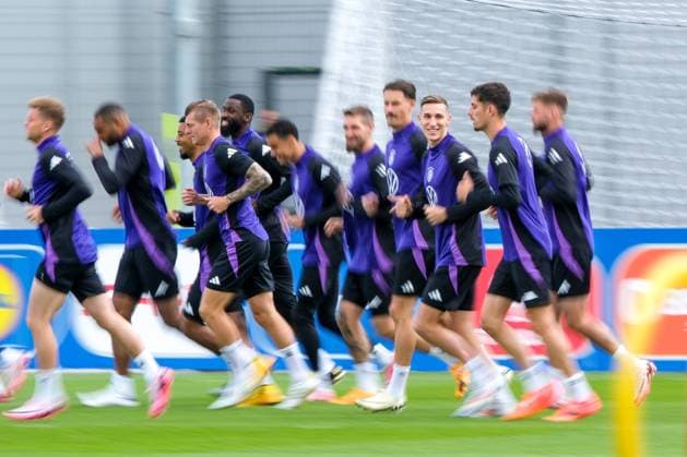 The German team warming up, GER, DFB, Training, Football mens national team Germany, UEFA European Football Championship 2024, Herzogenaurach 12 06 2024 GER, DFB, Training, Football mens national team Germany, UEFA European Football Championship 2024, Herzogenaurach 12 06 2024 Herzogenaurach Copyright: xEibner-Pressefoto FlorianxWieganx EP_FWD