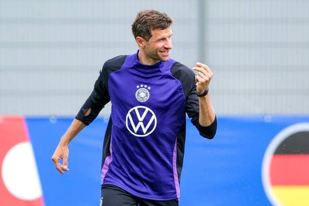 Thomas Müller Germany , 13 Gestures, facial expressions, GER, DFB, training, mens national football team Germany, UEFA European Football Championship 2024, Herzogenaurach 12 06 2024 GER, DFB, training, mens national football team Germany, UEFA European Football Championship 2024, Herzogenaurach 12 06 2024 Herzogenaurach Copyright: xEibner-Pressefoto FlorianxWieganx EP_FWD