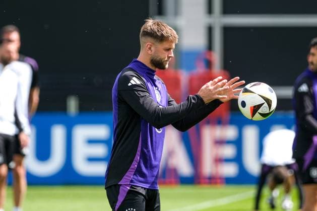 Niclas Füllkrug Germany , 09 on the ball, GER, DFB, Training, Football mens national team Germany, UEFA European Football Championship 2024, Herzogenaurach 12 06 2024 GER, DFB, Training, Football mens national team Germany, UEFA European Football Championship 2024, Herzogenaurach 12 06 2024 Herzogenaurach Copyright: xEibner-Pressefoto FlorianxWieganx EP_FWD