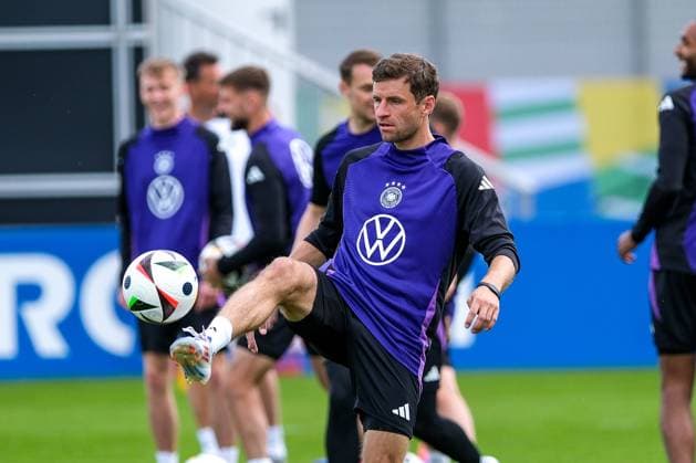 Thomas Mueller Germany , 13 on the ball, GER, DFB, Training, Football mens national team Germany, UEFA European Football Championship 2024, Herzogenaurach 12 06 2024 GER, DFB, Training, Football mens national team Germany, UEFA European Football Championship 2024, Herzogenaurach 12 06 2024 Herzogenaurach Copyright: xEibner-Pressefoto FlorianxWieganx EP_FWD