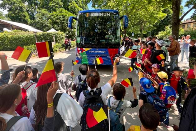 Belgium Media Activities UEFA EURO, EM, Europameisterschaft,Fussball 2024 12 06 2024 LUDWIGSBURG, GERMANY - JUNE 12 : Belgian Red Devils pictured during team arrival at the Sclosshotel Monrepos ahead of the UEFA Euro 2024 European Football Championship tournament on June 12, 2024 in Ludwigsburg, Germany, 12 06 2024 Ludwigsburg Germany  Copyright: xVincentxKalutx