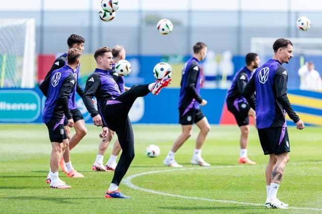Training camp preparation UEFA EURO 2024 Germany 12 06 2024 Marc Andre ter Stegen Germany, 22 holds a ball in the air Training camp preparation UEFA EURO 2024 Germany Training HerzoBase, Herzogenaurach on 12 06 2024 Copyright: xBEAUTIFULxSPORTS Wunderlx