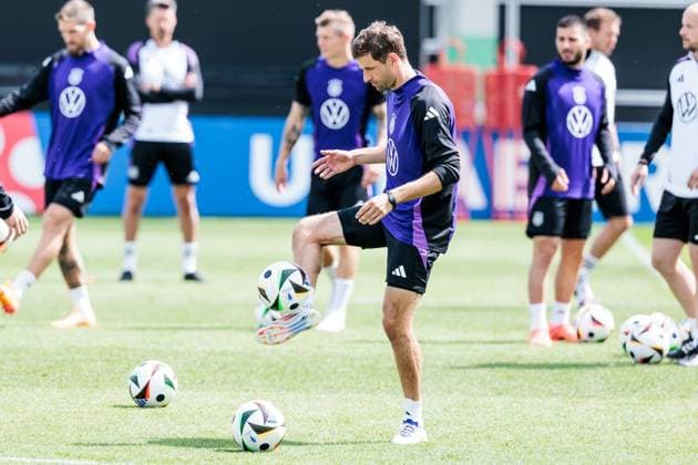 Training camp preparation UEFA EURO 2024 Germany 12 06 2024 Thomas Müller Germany, 13 on the ball Training camp preparation UEFA EURO 2024 Germany Training HerzoBase, Herzogenaurach on 12 06 2024 Copyright: xBEAUTIFULxSPORTS Wunderlx