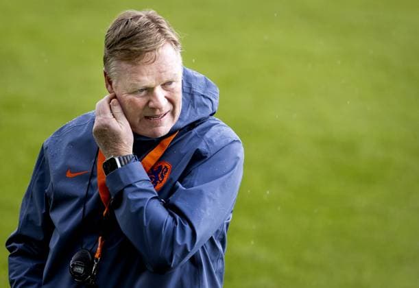 WOLFSBURG - National coach Ronald Koeman during a training session of the Dutch national team, Nationalteam in the AOK Stadium on June 12, 2024 in Wolfsburg, Germany. The Dutch national team is preparing for the first group match at the European Football Championship in Germany against Poland. ANP KOEN VAN WEEL UEFA EURO, EM, Europameisterschaft,Fussball 2024 Germany 2024 xVIxANPxSportx xxANPxIVx 500926598 originalFilename: 500926598_20240612.jpg