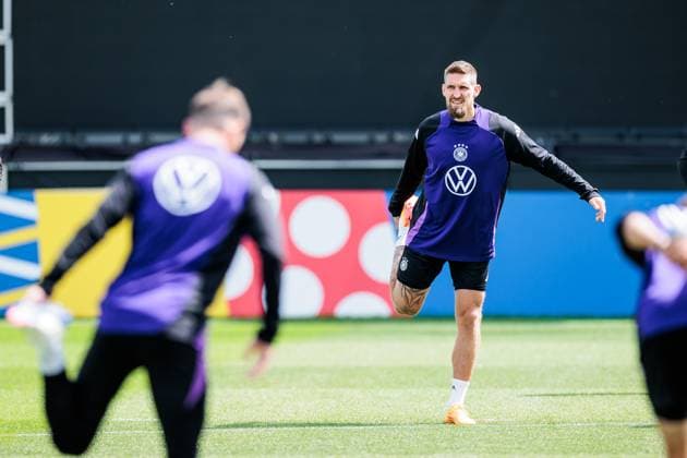 Training camp preparation UEFA EURO 2024 Germany 12 06 2024 Robert Andrich Germany, 23 stretches Training camp preparation UEFA EURO 2024 Germany Training HerzoBase, Herzogenaurach on 12 06 2024 Copyright: xBEAUTIFULxSPORTS Wunderlx