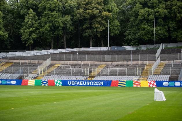 Public training, Slovenia 12 06 2024 Stadion am Zoo in UEFA design Public training, Slovenia Stadion am ZOO, Wuppertal 12 06 2024 Copyright: xBEAUTIFULxSPORTS Buriakovx