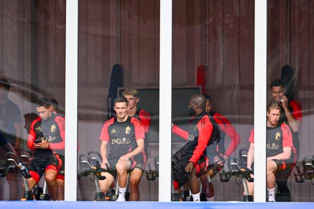 Belgium Media Activities UEFA EURO, EM, Europameisterschaft,Fussball 2024 12 06 2024 FREIBERG AM NECKA, GERMANY - JUNE 12 : Tielemans Youri midfielder of Belgium, Lukaku Romelu forward of Belgium, Castagne Timothy defender of Belgium, De Bruyne Kevin forward of Belgium during a training session of the Belgian Red Devils at the UEFA Euro 2024 European Football Championship tournament on June 12, 2024 in Freiberg am Necka, Germany, 12 06 2024 Freiberg am Necka Germany  Copyright: xVincentxKalutx