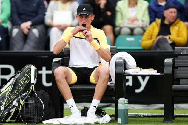 Rothesay Open Nottingham Day Five Henry Searle in the east break in his match against Daniel Evans (GBR) during the round of 16 of the Rothesay Open Nottingham Day Five at Lexus Nottingham Tennis Centre, Nottingham Copyright: xAndyxSumnerx FIL-20256-0080 UK Newspapers OUT