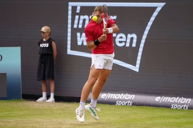BOSS Open ATP 250 2024 Stuttgart, 12 06 2024 Hamad Medjedovic SRB, Serbia BOSS Open 2024, ATP 250, TC Weissenhof grounds on 12 06 2024, Stuttgart Copyright: xBEAUTIFULxSPORTSx Pajonkx