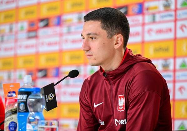 2024.06.12 Hanower Mistrzostwa Europy w Pi?ce No?nej 2024 - konferencja prasowa reprezentacji Polski N z Bartosz Slisz Foto PressFocus 2024.05.12 Hanover UEFA European Championship, EM, Europameisterschaft - press conference, PK, Pressekonferenz team Poland Bartosz Slisz Credit: PressFocus NEWSPIX.PL --- Newspix.pl  20240612_pf_0101