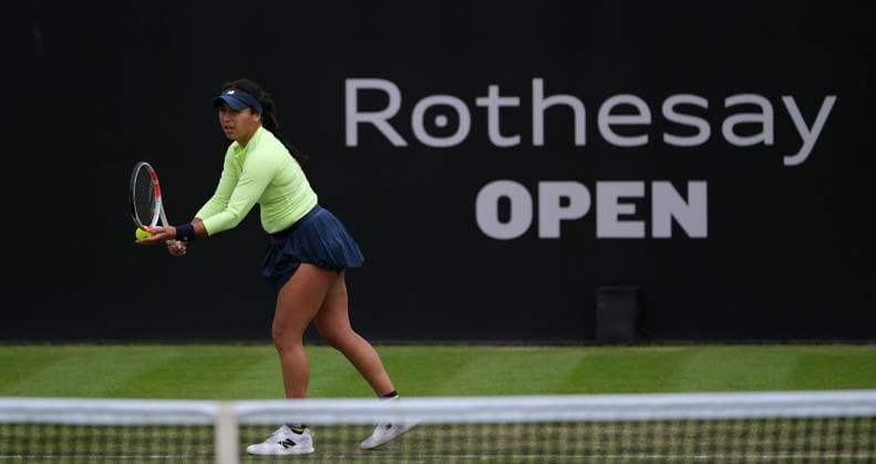 12th June 2024; Lexus Nottingham Tennis Centre, Nottingham, England; Rothesay Nottingham Open, Day 3; Heather Watson serves to Karolina Pliskova, womens singles  ActionPlus1265374420240612 PaulxBonser