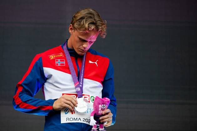 240612 Sander Aae Skotheim of Norway celebrates on the podium after men s decathlon during day 6 of the 2024 European Athletics Championships on June 12, 2024 in Rome Photo Vegard Grott BILDBYRAN kod VG VG0622 bbeng friidrott athletics friidrett friidrotts em em friidretts em 2024 european athletics championships jubel  Copyright: VEGARDxGRoTT BB240612VG003_20240612