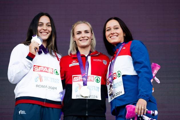 240612 Victoria Hudson of Austria, Adriana Vilagos of Serbia and Marie Therese Obst of Norway celebrate on the podium after women s javelin throw final during day 6 of the 2024 European Athletics Championships on June 12, 2024 in Rome Photo Vegard Grott BILDBYRAN kod VG VG0622 bbeng friidrott athletics friidrett friidrotts em em friidretts em 2024 european athletics championships jubel  Copyright: VEGARDxGRoTT BB240612VG012_20240612