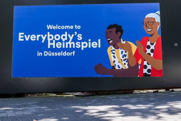 Sport, Football, UEFA EURO 2024 Host City Düsseldorf before the start of the European Championship 2024 12 06 2024, Düsseldorf Banner Welcome to Everybody home game in Düsseldorf Düsseldorf North Rhine-Westphalia Germany