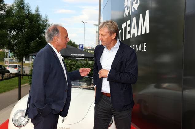 12 06 24 VfB Stuttgart Premiere event documentary VfBinTeam as cinema film Germany, Leonberg, 12 06 2024, Football, Bundesliga, VfB Stuttgart, Premiere event documentary VfBinTeam as cinema film in the Traumpalast cinema Leonberg v l Hansi Müller, Guido Buchwald