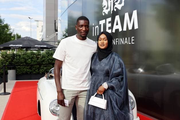 12 06 24 VfB Stuttgart premiere event documentary VfBinTeam as cinema film Germany, Leonberg, 12 06 2024, Football, Bundesliga, VfB Stuttgart, Premiere event documentary VfBinTeam as cinema film at Traumpalast Kino Leonberg Serhou Guirassy with wife Assah