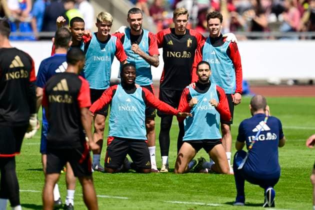 Belgium Media Activities UEFA EURO, EM, Europameisterschaft,Fussball 2024 13 06 2024 FREIBERG AM NECKA, GERMANY - JUNE 13 : players of Belgium taking pictures during a training session of the Belgian Red Devils at the UEFA Euro 2024 European Football Championship tournament on June 13, 2024 in Freiberg am Necka, Germany, 13 06 2024 Freiberg am Necka Germany  Copyright: xPeterxDexVoechtx