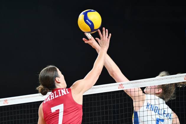 Lauren Carlini (USA), JUNE 13, 2024 - Volleyball : FIVB Volleyball Nations League 2024 Women s Preliminary Round between Netherlands 0-3 USA at West Japan General Exhibition Center, Fukuoka, Japan. Noxthirdxpartyxsales  (256243784_20240613)
