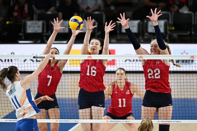 (L-R) Lauren Carlini (USA), Dana Rettke (USA), Kathryn Plummer (USA), JUNE 13, 2024 - Volleyball : FIVB Volleyball Nations League 2024 Women s Preliminary Round between Netherlands 0-3 USA at West Japan General Exhibition Center, Fukuoka, Japan. Noxthirdxpartyxsales  (256243748_20240613)