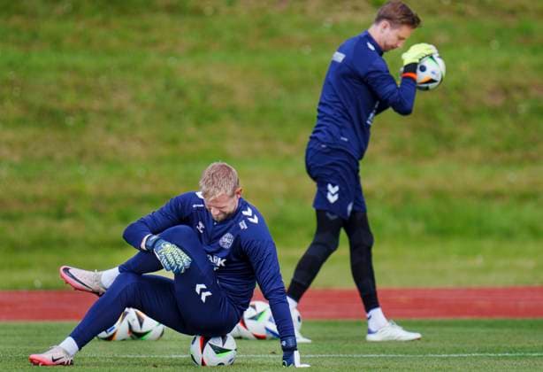 Danish goalkeepers Kasper Schmeichel L and Frederik Roennow during the national team s training in Freudenstadt, Germany, Thursday, June 13, 2024 Denmark plays its first match on Sunday against Slovenia in the EURO 2024 Group C Photo Liselotte Sabroe Ritzau Scanpix , Freudenstadt Germany  Copyright: Ritzau Scanpix LiselottexSabroex spdk20240613-115530-L