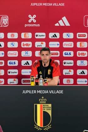 Belgium Media Activities UEFA EURO, EM, Europameisterschaft,Fussball 2024 13 06 2024 FREIBERG AM NECKA, GERMANY - JUNE 13 : Casteels Koen goalkeeper of Belgium talking to the press during a press conference, PK, Pressekonferenz of the Belgian Red Devils at the UEFA Euro 2024 European Football Championship tournament on June 13, 2024 in Freiberg am Necka, Germany, 13 06 2024 Freiberg am Necka Germany  Copyright: xPeterxDexVoechtx