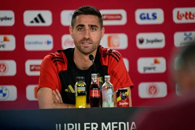 Belgium Media Activities UEFA EURO, EM, Europameisterschaft,Fussball 2024 13 06 2024 FREIBERG AM NECKA, GERMANY - JUNE 13 : Casteels Koen goalkeeper of Belgium talking to the press during a press conference, PK, Pressekonferenz of the Belgian Red Devils at the UEFA Euro 2024 European Football Championship tournament on June 13, 2024 in Freiberg am Necka, Germany, 13 06 2024 Freiberg am Necka Germany  Copyright: xPeterxDexVoechtx