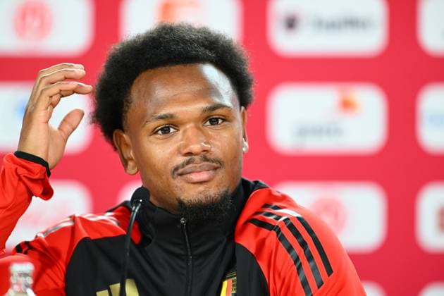 Belgium Media Activities UEFA EURO, EM, Europameisterschaft,Fussball 2024 13 06 2024 FREIBERG AM NECKA, GERMANY - JUNE 13 : Openda Lois forward of Belgium talking to the press during a press conference, PK, Pressekonferenz of the Belgian Red Devils at the UEFA Euro 2024 European Football Championship tournament on June 13, 2024 in Freiberg am Necka, Germany, 13 06 2024 Freiberg am Necka Germany  Copyright: xVincentxKalutx