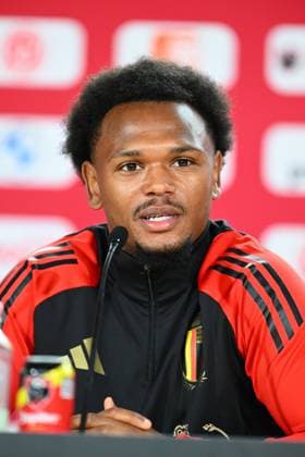 Belgium Media Activities UEFA EURO, EM, Europameisterschaft,Fussball 2024 13 06 2024 FREIBERG AM NECKA, GERMANY - JUNE 13 : Openda Lois forward of Belgium talking to the press during a press conference, PK, Pressekonferenz of the Belgian Red Devils at the UEFA Euro 2024 European Football Championship tournament on June 13, 2024 in Freiberg am Necka, Germany, 13 06 2024 Freiberg am Necka Germany  Copyright: xVincentxKalutx
