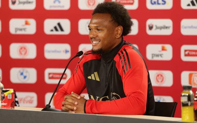 Freiberg , Belgium national soccer team press conference , Lois Openda