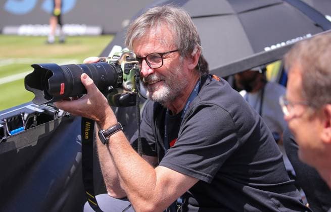 BAU 13 06 2024 Stuttgart Tennis Boss Open, tennis photographer Paul Zimmer at work