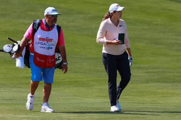 Meijer LPGA, Golf Damen Classic Daniela Darquea of Quito , Ecuador walks with her caddie on the 10th fairway during the first round of the Meijer LPGA Classic for Simply Give golf tournament at Blythefield Country Club in Belmont, MI, USA Thursday, June 13, 2024. Belmont Michigan United States  Copyright: xAmyxLemusx originalFilename:lemus-meijerlp240613_npOwF.jpg