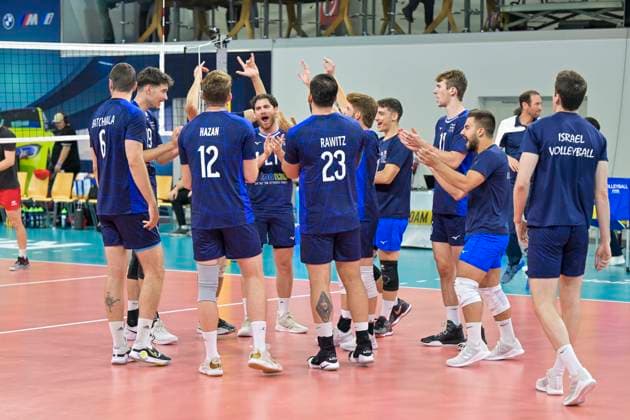VOLLEYBALL - CEV Silver League RIED,AUSTRIA,13.JUN.24 - VOLLEYBALL - CEV European Silver League, men, OEVV international match, Länderspiel, Nationalmannschaft Austria vs Israel. Image shows the team if ISR during warm-up.  GEPAxpictures xChristianxMoser
