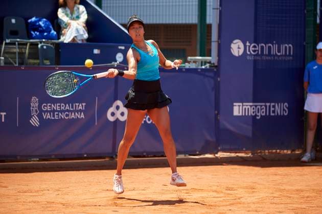 BBVA Open Internacional of Valencia on June 13, 2024 Ann Li from USA in action against Martina Trevisan from Italy during the BBVA Open Internacional of Valencia at Sporting Tennis Valencia. Ann Li from USA won 2-6, 6-3, 6-3 Valencia Sporting Tenis Valencia Valencia Spain Copyright: xVicentexVidalx