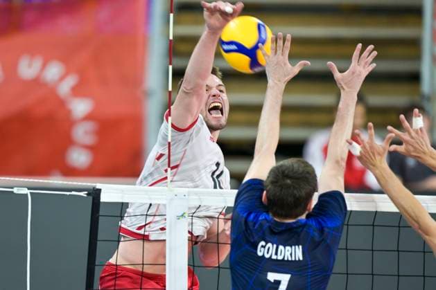VOLLEYBALL - CEV Silver League RIED,AUSTRIA,13.JUN.24 - VOLLEYBALL - CEV European Silver League, men, OEVV international match, Länderspiel, Nationalmannschaft Austria vs Israel. Image shows Michael Czerwinski (AUT) and Iliya Goldrin (ISR).  GEPAxpictures xChristianxMoser