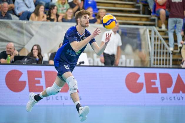 VOLLEYBALL - CEV Silver League RIED,AUSTRIA,13.JUN.24 - VOLLEYBALL - CEV European Silver League, men, OEVV international match, Länderspiel, Nationalmannschaft Austria vs Israel. Image shows Noam Ariel (ISR).  GEPAxpictures xChristianxMoser