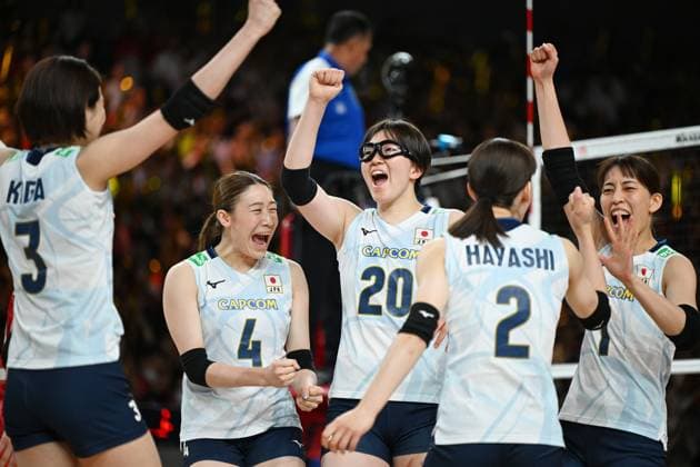Japan Women s team group, Mannschaftsbild, Totale (JPN), Mayu Ishikawa (JPN), Ayaka Araki (JPN), Koyomi Iwasaki (JPN), JUNE 13, 2024 - Volleyball : FIVB Volleyball Nations League 2024 Women s Preliminary Round between Japan 2-3 Canada at West Japan General Exhibition Center, Fukuoka, Japan. Noxthirdxpartyxsales  (256273071)