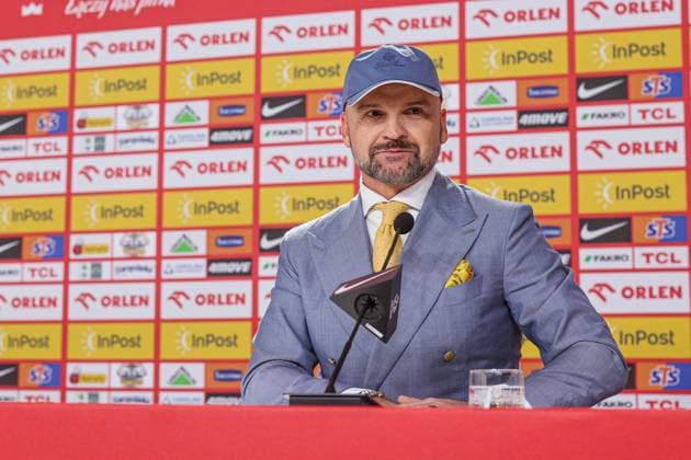 14.06.2024 HANNOVER, NIEMCY PILKA NOZNA (FOOTBALL) UEFA EURO, EM, Europameisterschaft,Fussball 2024 - CENTRUM TRENINGOWE REPREZENTACJI POLSKI - HANNOVER 96 ACADEMIE KONFERENCJA PRASOWA I TRENING REPREZENTACJI POLSKI NZ RAFAL BRZOSKA - PREZES FIRMY INPOST, PODPISANIE UMOWY Z PZPN FOTO LUKASZ GROCHALA CYFRASPORT NEWSPIX.PL --- Newspix.pl POLISH FOOTBALL national team, Nationalteam press conference, PK, Pressekonferenz AND TRAINING SESSION ON EURO 2024 IN HANOVER  20240614CSLG0008