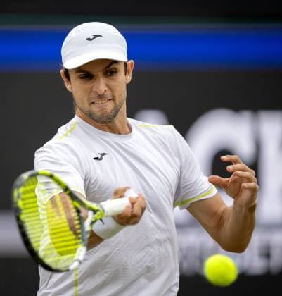 ROSMALEN - Aleksandar Vukic (AUS) in action against Tallon Greekpoor (NED) on the seventh day of the Libema Open tennis tournament in Rosmalen. ANP SANDER KONING xVIxANPxSportx xxANPxIVx 501063710 originalFilename: 501063710.jpg
