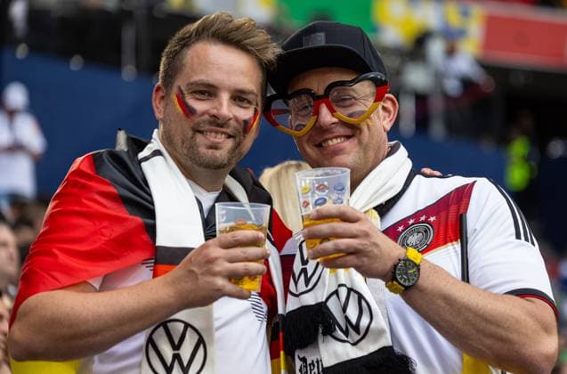 Football - UEFA EURO, EM, Europameisterschaft,Fussball 2024 - Group A - Germany v Scotland MUNICH, GERMANY - Friday, June 14, 2024: Germany supporters before the opening UEFA Euro 2024 match between Germany and Scotland at the Allianz Arena. (Photo by David Rawcliffe Propaganda) MUNICH Allianz Arena BAVARIA GERMANY  Copyright: xDavidxRawcliffex P2024-06-14-Germany_Scotland-41