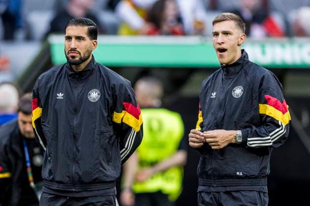 UEFA EURO 2024 Opening match Germany Scotland 14 06 2024 Emre Can Germany, 25 , Nico Schlotterbeck Germany, 15 at the pitch inspection UEFA EURO 2024 Opening match Germany Scotland Munich Football Arena, Munich on 14 06 2024 Copyright: xBEAUTIFULxSPORTS Wunderlx