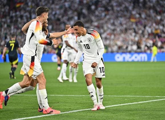 14 06 2024, xscotx, European Football Championship 2024, Germany Scotland, emspor, v l Jamal Musiala German national football team DFB celebrate the goal, The goal celebration for 2 0 Munich