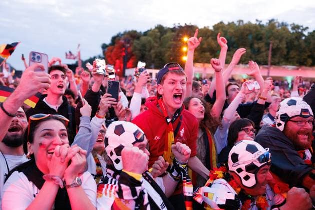 UEFA Euro 2024 Germany Scotland Fan Zone Berlin Brandenburg Gate 14 06 2024 Impressions from the Fan Zone at the Brandenburg Gate in Berlin for the opening match of the European Championship between Germany and Scotland UEFA Euro 2024 14 06 2024 Copyright: xBEAUTIFULxSPORTS Hahnex