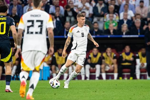 Toni Kroos Germany 08 GER, Germany GER vs Scottland SCO , European Football Championship, UEFA EURO 2024, Group A, Matchday 1, 14 06 2024 DFB DFL REGULATIONS PROHIBIT ANY USE OF PHOTOGRAPHS AS IMAGE SEQUENCES AND OR QUASI VIDEO GER, Germany GER vs Scottland SCO , European Football Championship, UEFA EURO 2024, Group A, Matchday 1, 14 06 2024 Munich Copyright: xEibner-Pressefoto RogerxBuerkex EP