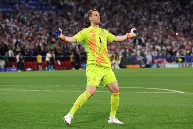 Manuel Neuer of Germany celebrates the second goal Germany v Scotland, UEFA European Championship, EM, Europameisterschaft 2024, Group A, Football, Munich Football Arena, Munich, Germany, 14 Jun 2024 EDITORIAL USE ONLY No use with unauthorised audio, video, data, fixture lists, club league logos or live services. Online in-match use limited to 120 images, no video emulation. No use in betting, games or single club league player publications.  Copyright: xPaulxCurrie Shutterstockx 14523776el