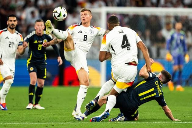 240614 Toni Kroos of Germany during the UEFA Euro 2024 Football Championship match between Germany and Scotland on June 14, 2024 in Munich Photo Mathias Bergeld BILDBYRAN kod MB MB0933 fotboll football soccer fotballs em europamästerskap em uefa euro uefa european football championship euro 2024 tyskland germany scotland bbeng skottland  Copyright: MATHIASxBERGELD BB240614MB104