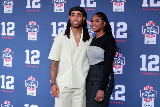 FOXBOROUGH, MA - JUNE 12: Stephon Gilmore and wife Gabrielle during the induction of Tom Brady into the New England Patriots Hall of Fame on June 12, 2024 at Gillette Stadium in Foxborough, Massachusetts. (Photo by Fred Kfoury III Icon Sportswire) NFL, American Football Herren, USA JUN 12 Tom Brady Hall of Fame Induction Ceremony EDITORIAL USE ONLY Icon48224061214112