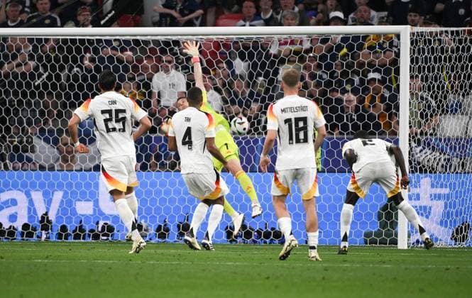 Own goal by Antonio Rüdiger Germany , re , to 4 1 14 06 2024, European Football Championship 2024, Opening match, Preliminary round, Matchday 1 Germany Scotland Munich Allianz Arena Bayern Germany Team2