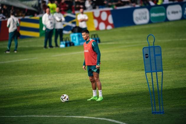 Portugal Public Training Session And press conference, PK, Pressekonferenz - UEFA EURO, EM, Europameisterschaft,Fussball 2024 Cristiano Ronaldo of Portugal is training during the public training session ahead of the UEFA EURO 2024 in Gutersloh, Germany, on June 14, 2024. Gutersloh Germany  Copyright: xHeshamxElsherifx originalFilename:elsherif-notitle240614_np5Gs.jpg