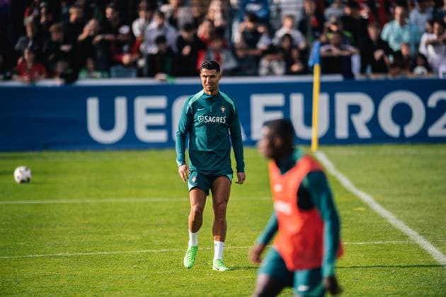 Portugal Public Training Session And press conference, PK, Pressekonferenz - UEFA EURO, EM, Europameisterschaft,Fussball 2024 Cristiano Ronaldo of Portugal is training during the public training session ahead of the UEFA EURO 2024 in Gutersloh, Germany, on June 14, 2024. Gutersloh Germany  Copyright: xHeshamxElsherifx originalFilename:elsherif-notitle240614_np6Zq.jpg