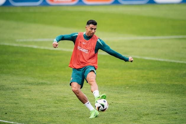 Portugal Public Training Session And press conference, PK, Pressekonferenz - UEFA EURO, EM, Europameisterschaft,Fussball 2024 Cristiano Ronaldo of Portugal is training during the public training session ahead of the UEFA EURO 2024 in Gutersloh, Germany, on June 14, 2024. Gutersloh Germany  Copyright: xHeshamxElsherifx originalFilename:elsherif-notitle240614_npvid.jpg